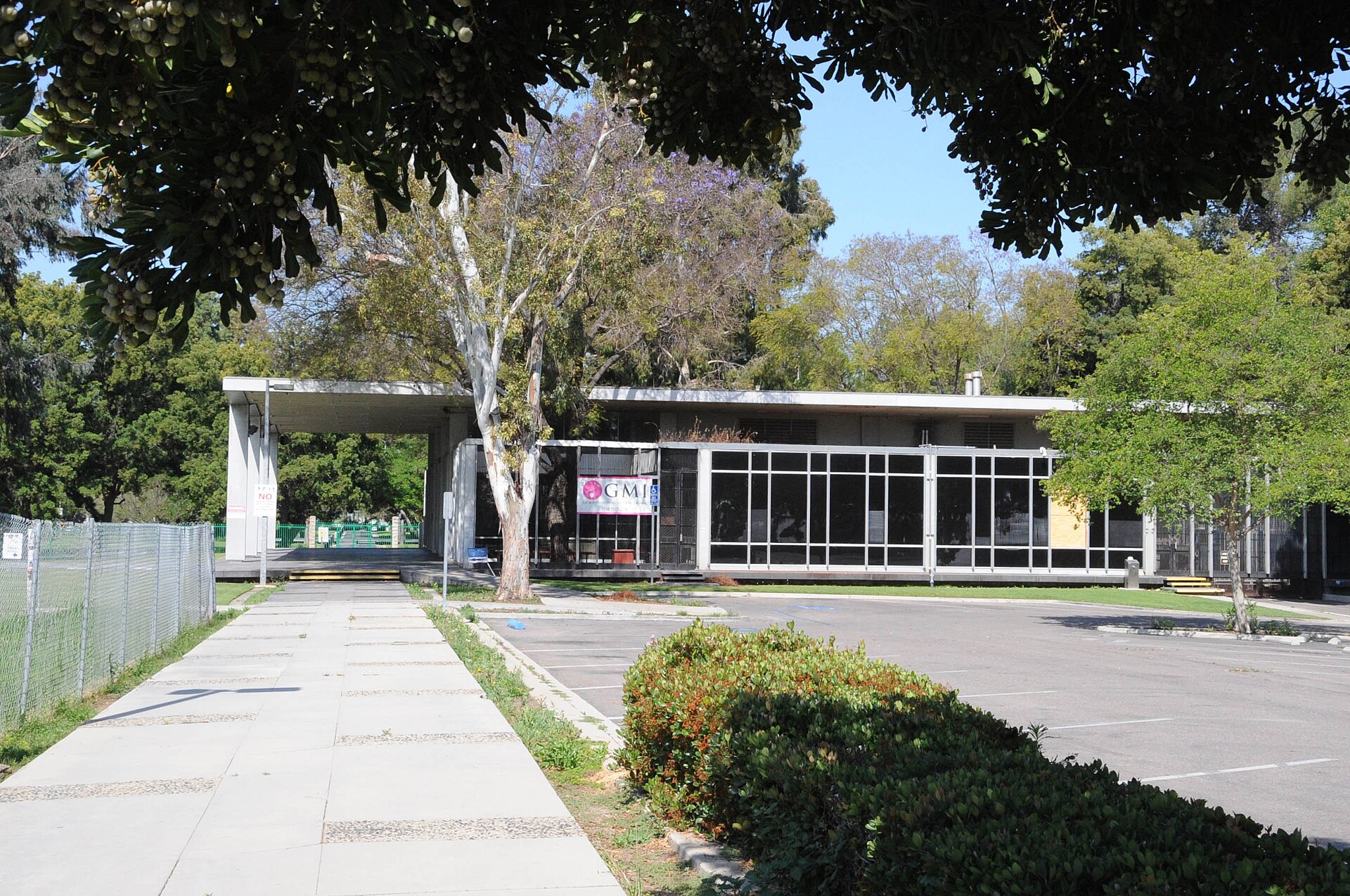 Fullerton Public Library in Fullerton